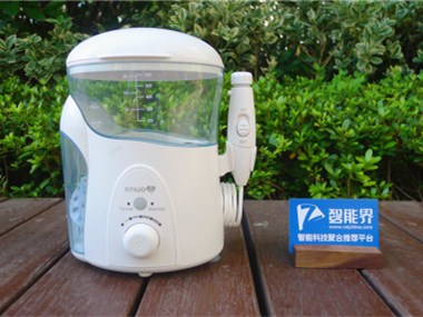 心諾X809沖牙器體驗：用了才知道，單靠刷牙是遠遠不夠的。