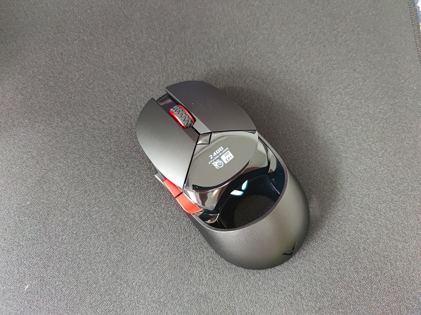 高顏值，高性價比的雷柏VT960S超跑游戲鼠標