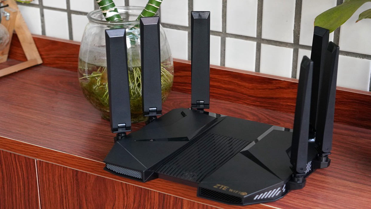 中興AX5400 Pro+路由器：大House網絡差？看我一鍵搞定！
