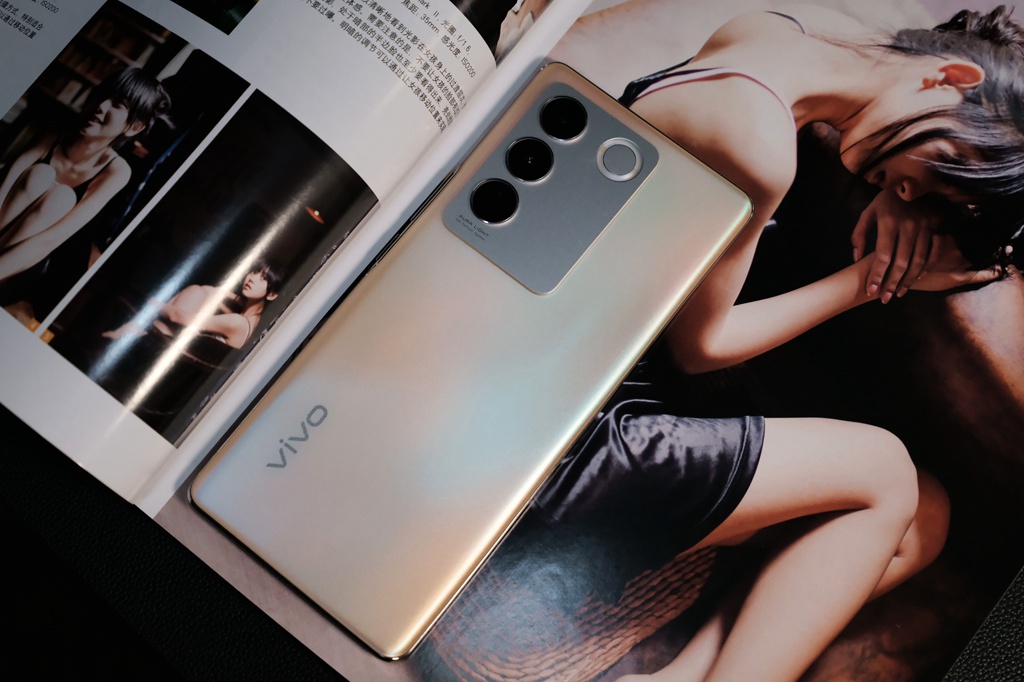 vivo S16煙花評測：雙面柔光人像、全能優秀表現